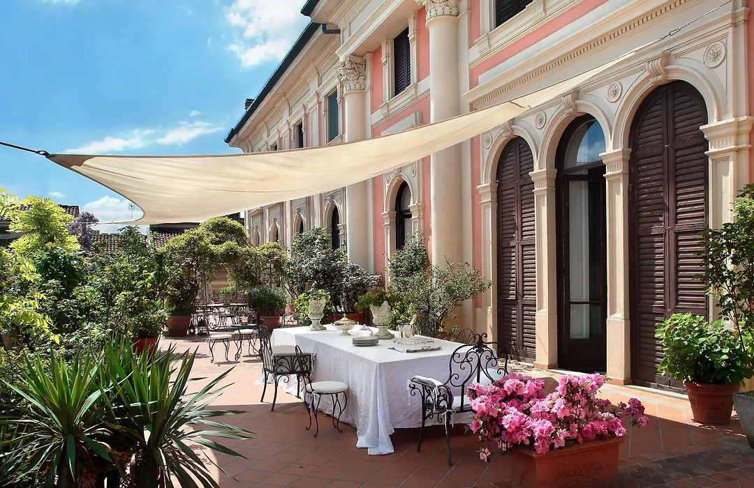 Arnaboldi Palace-1
